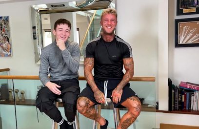 Muscular Stud Harry & Straight Lad Troy